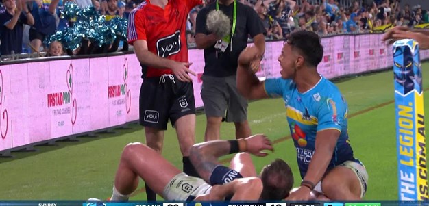 Desperate defence from the Titans