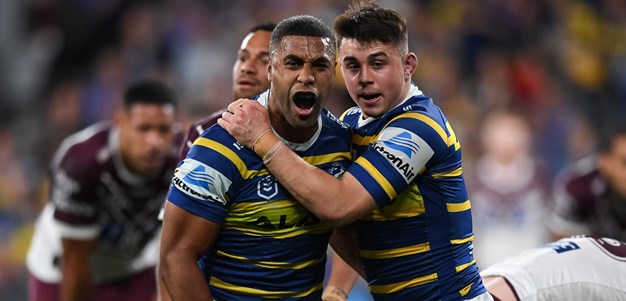 Michael Jennings re-signs with Eels