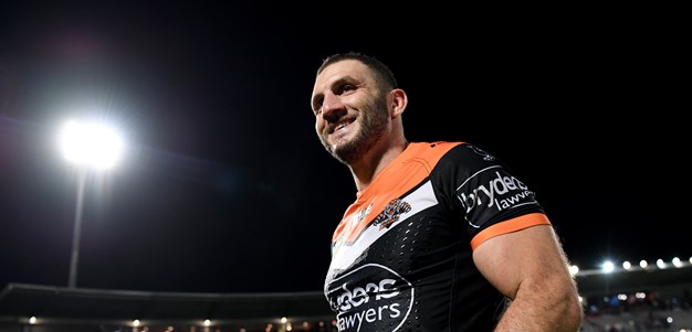 Farah won't feel guilty if Wests Tigers upset Rabbitohs