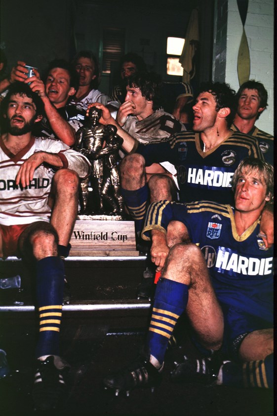 The 1983 Eels celebrate their grand final win.