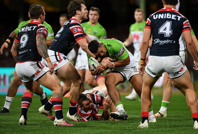 Siliva Havili tries to burrow through the Roosters at the SCG.