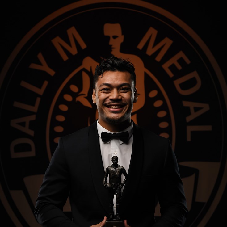 Nanai wins 2022 Dally M NRL Rookie of the Year Award