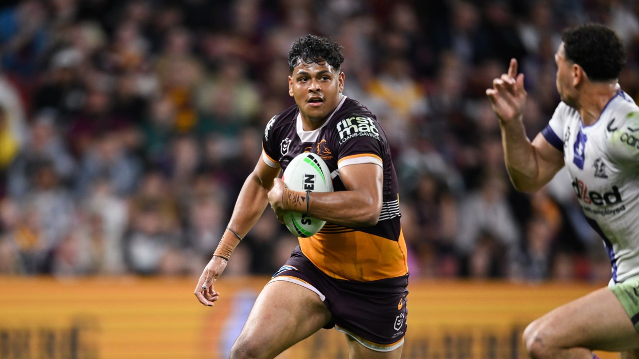 Brisbane, Australia. May 18, 2023. Selwyn Cobbo of the Broncos scores a try  during the NRL Round 12 match between the Brisbane Broncos and the Penrith  Panthers at Suncorp Stadium in Brisbane