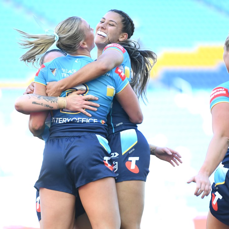 Chapman hat-trick powers Titans past Wests Tigers