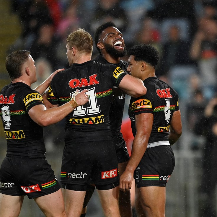 Panthers power on over Sharks in record-breaking finals win