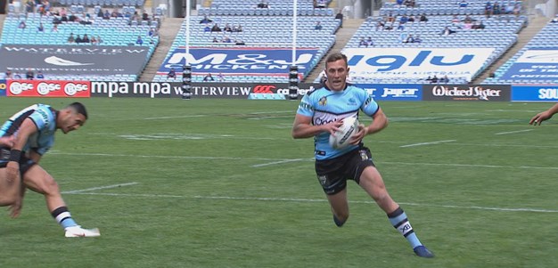 Holmes sets up Capewell for Sharks first try