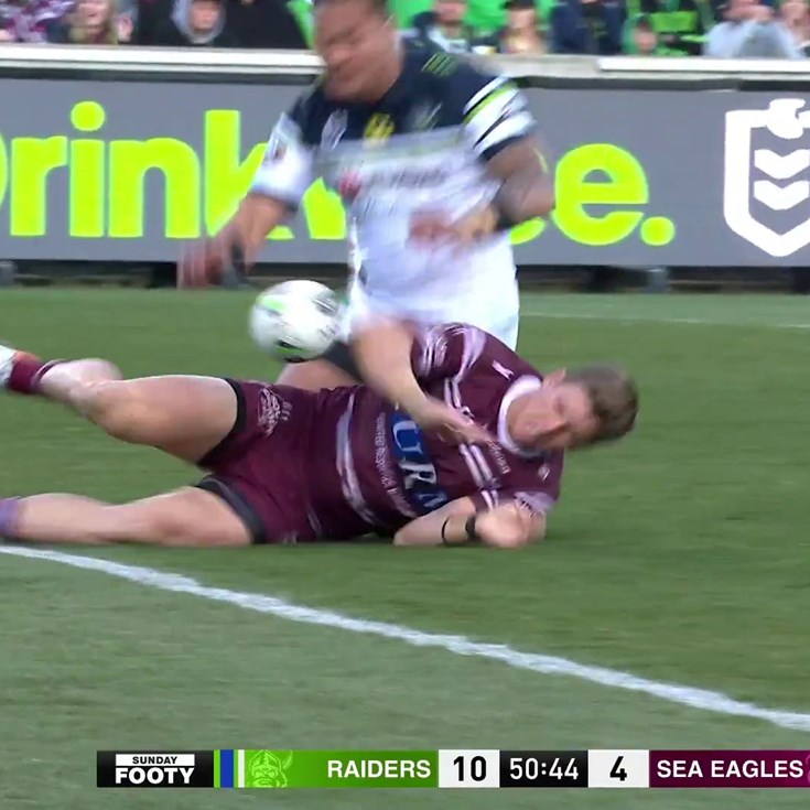 Eight-point try to Garrick hands Manly the lead