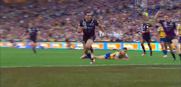 Inglis takes a Cronk kick