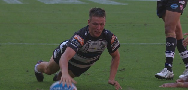 Ross wins the race to a McGrady kick