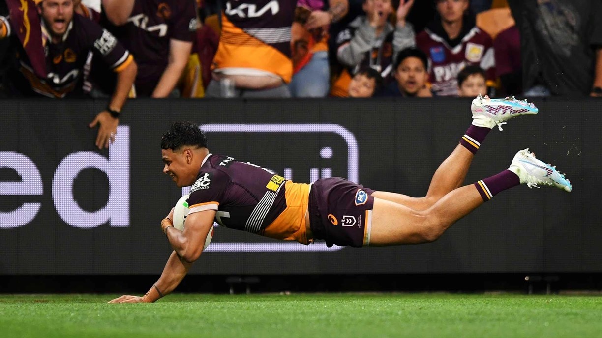 Brisbane, Australia. May 18, 2023. Selwyn Cobbo of the Broncos scores a try  during the NRL Round 12 match between the Brisbane Broncos and the Penrith  Panthers at Suncorp Stadium in Brisbane