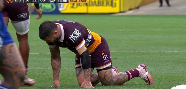 Injury scare for Reynolds