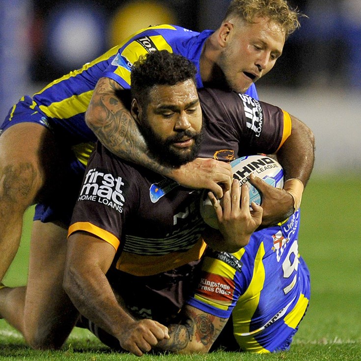 Warrington upset Broncos in World Club Series