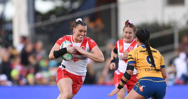 Broncos NRLW Stars Return For 2022 Season - Ali Brigginshaw, Amber Hall,  Julia Robinson : r/nrl