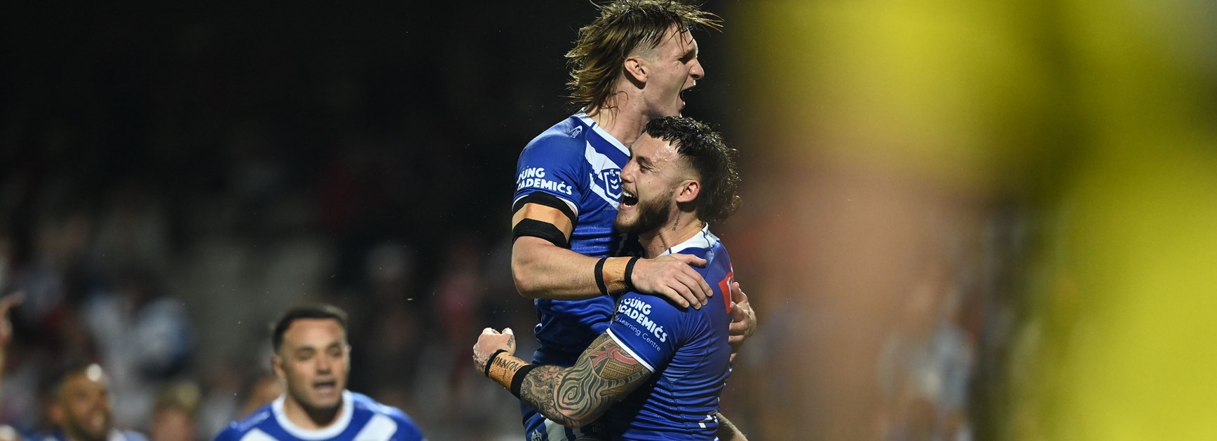 Sexton steers 'Dogs to within sight of top four after downing Dragons