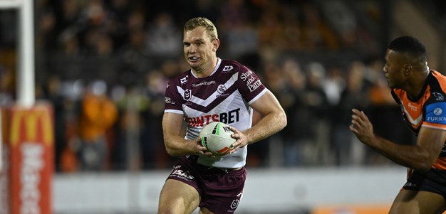 Turbo Tom collects Manly's best and fairest award