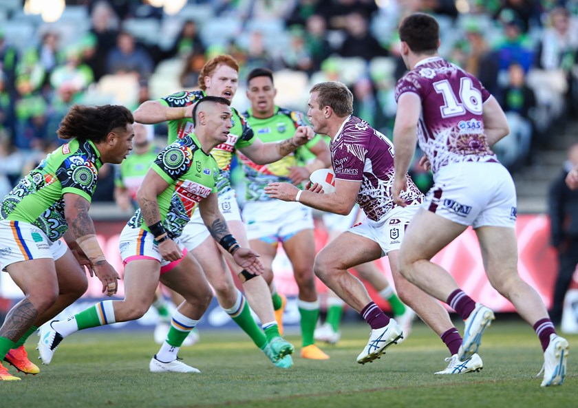 NRL on X: Five teams on 16 points at the end of a deadly Indigenous Round  🤯  / X