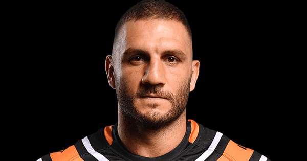 Official NRL profile of Robbie Farah | NRL.com